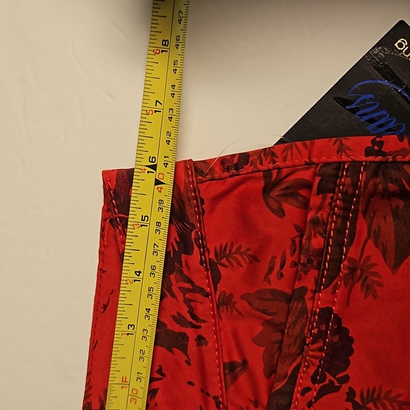 Simon Chang Floral Jeans BNWT SZ18 - Picture 10 of 12